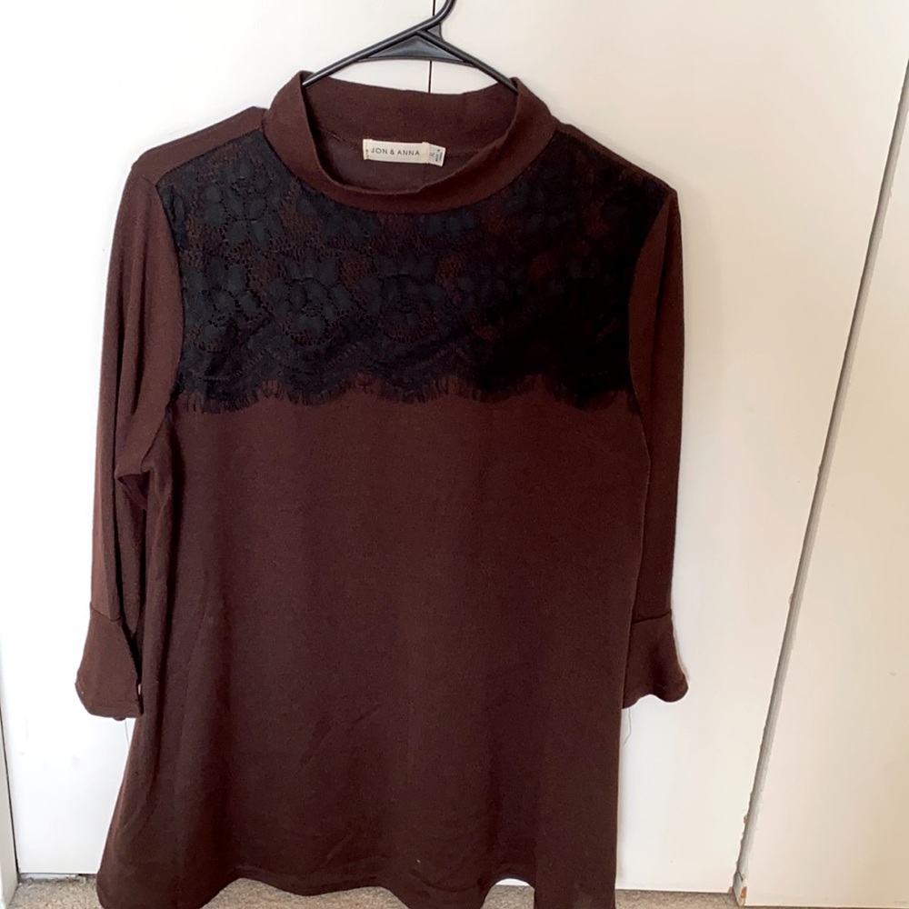 Wore ONCE, XL Women’s,Brown and Black Laced Sweater Shirt.Cute w/ Flats or Boots